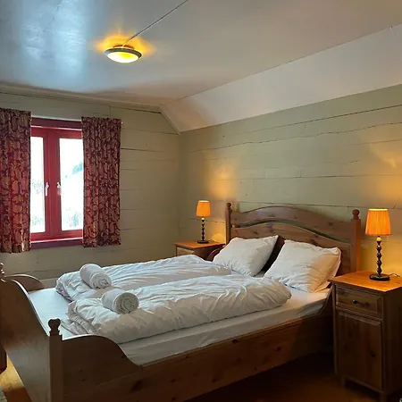 Traditional - Free Parking, Sauna & View * Voss